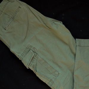 Gap slim cargo 29x30 pants army green